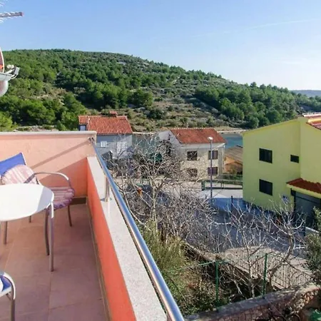 Fortuna In Pirovac, Close To The Seabeach Apartment Pirovac